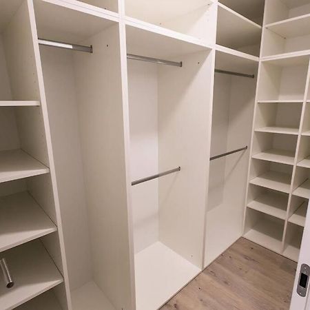 Urban Apartment With Possibility Of Parking Bratislava Exterior foto